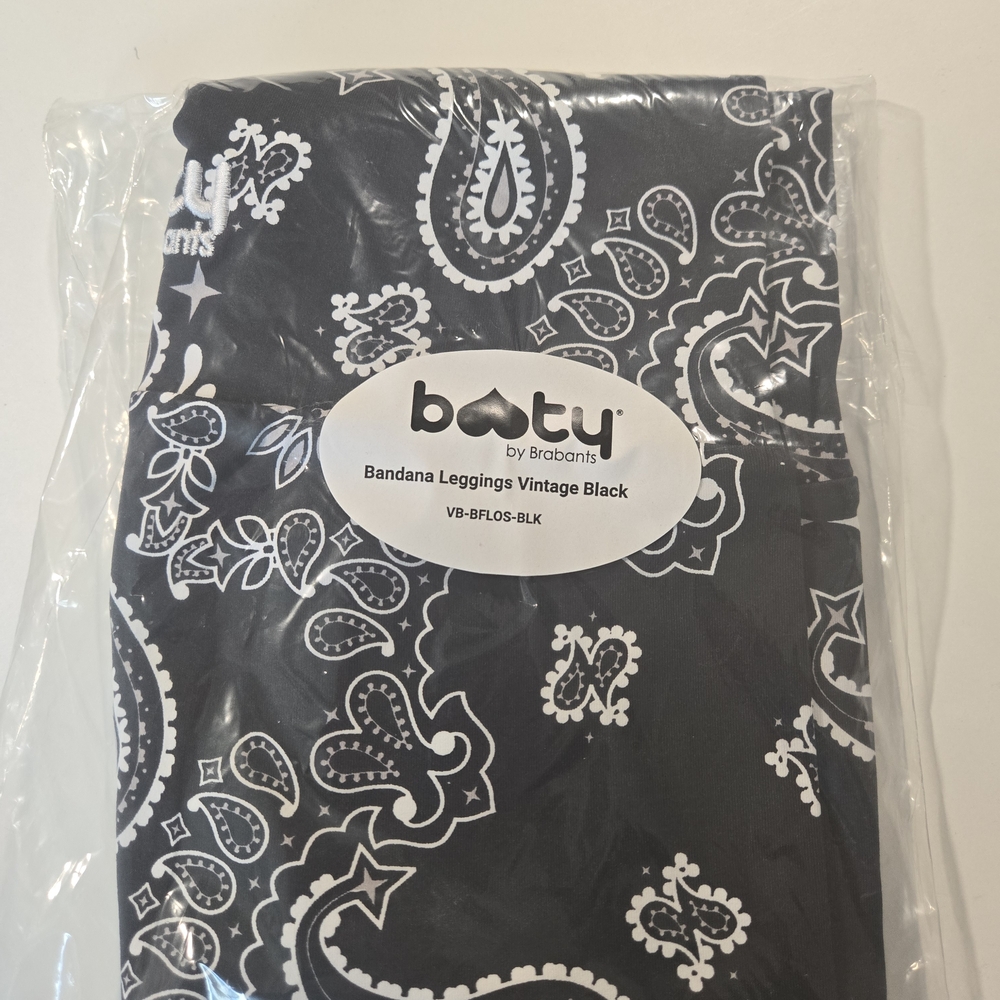 Black Bandana Leggings by Booty by Brabants